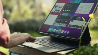 How to Use Your iPad With a Trackpad or Mouse